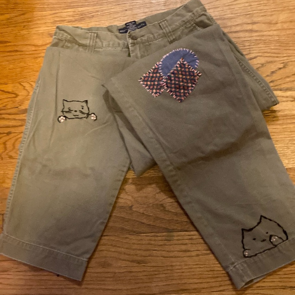 Hand Embroidered Abercrombie and Fitch Co. vintage khaki green pants